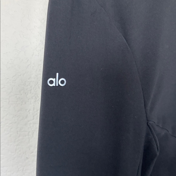 ALO Yoga Alosoft 1/2 Zip Rapid Pullover - Gray - Picture 6 of 8